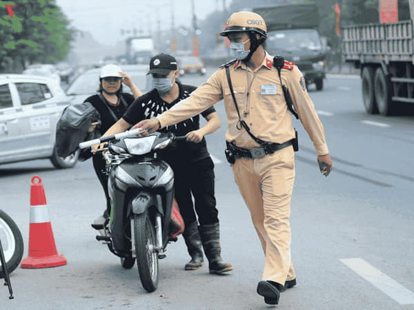 Một số giấc mơ thấy cảnh sát giao thông khác