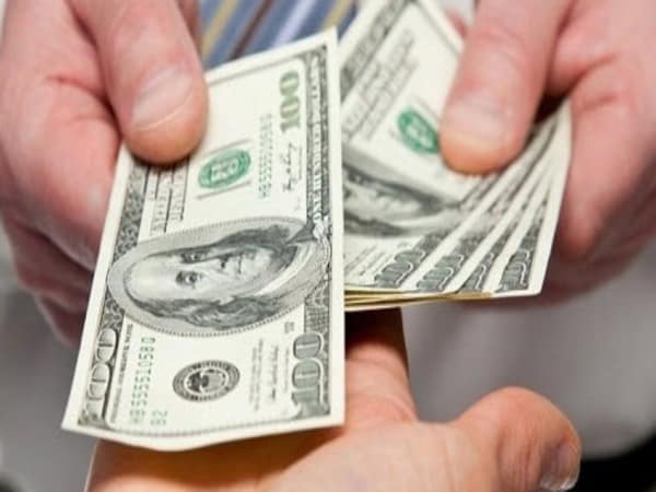 Mơ thấy được cho tiền chọn con gì phát tài phát lộc