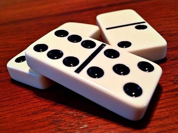 cách chơi domino