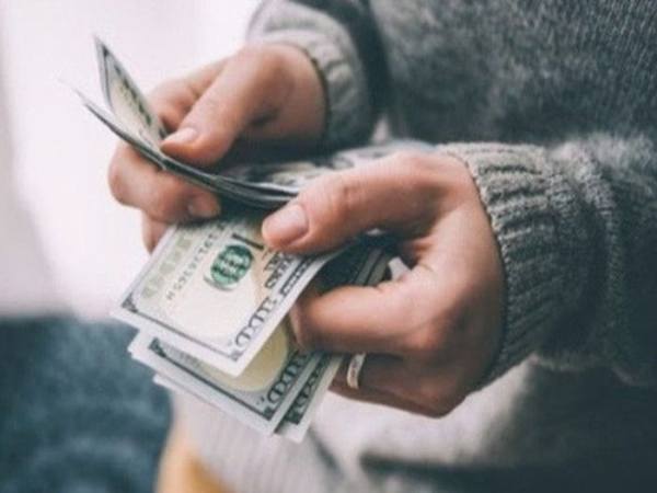 mơ có người cho tiền