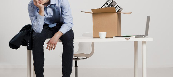 Nhìn thấy bị đuổi việc điềm gì?