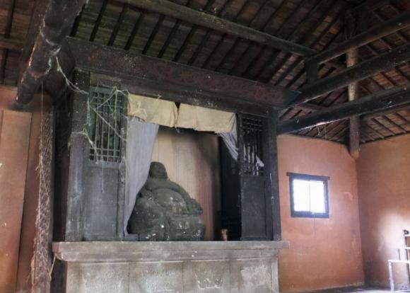 Nhìn thấy miếu con số nào may mắn? Nhìn thấy miếu con số nào may mắn?