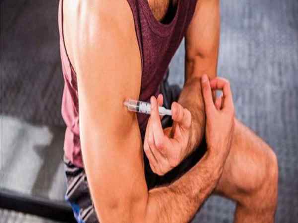 VĐV Thể Hình Nga Đối Mặt Nguy Cơ Bị Cắt Bỏ Hai Tay?