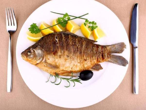 Liệu nằm mơ thấy ăn cá có ý nghĩa gì về vận may sắp tới?