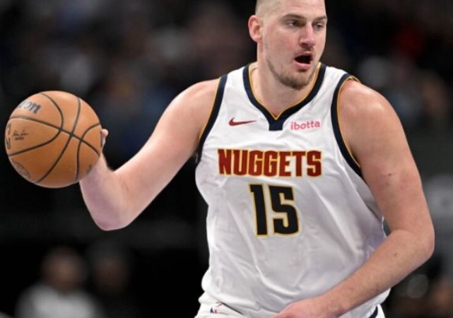 Nuggets thắng 112–94, Jokic triple-double